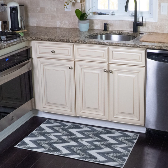 Delandria Kitchen Mat