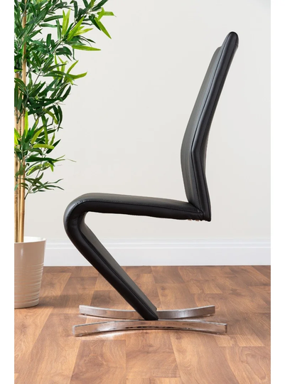 Novara Black Leg Round Glass Dining Table & 4 Black Willow Chairs