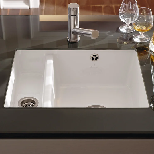 Subway XU 1.5 Bowl Undermount Kitchen Sink