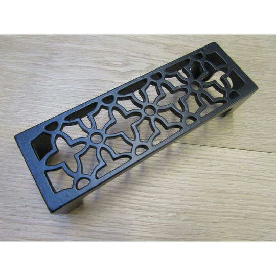Satyana Metal Floor/Wall Grille