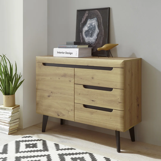 Fidelia Sideboard
