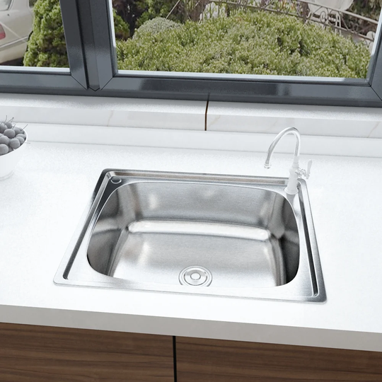 Single Bowl Undermount Kitchen Sink