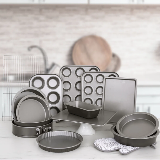 Belfry Kitchen Ramsell 15 Piece Non-Stick Steel Bakeware Set