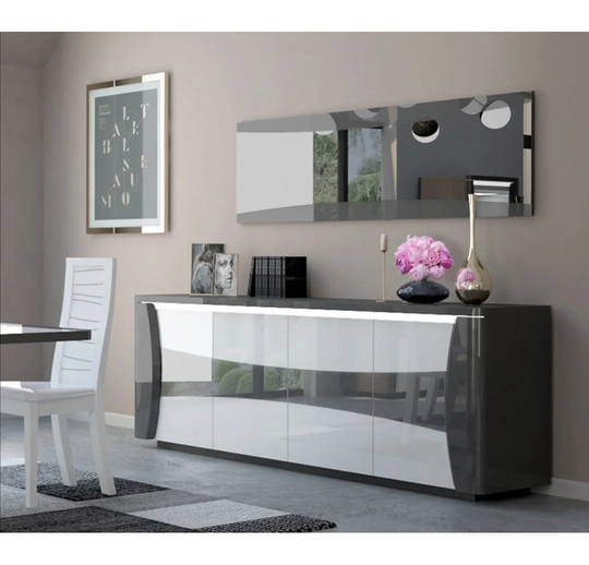 Vannatter Extendable Dining Table
