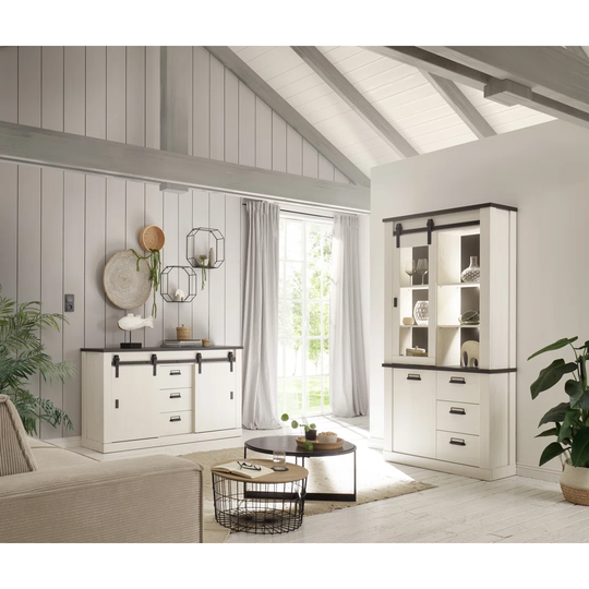 Jackeline Sideboard