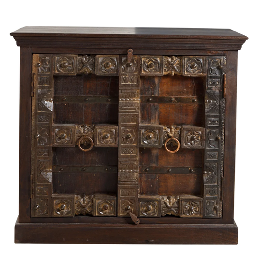 Rivero Chest of drawers