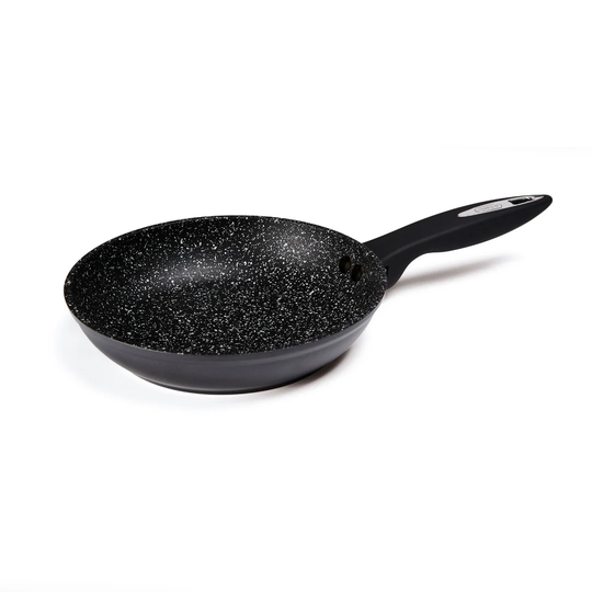 Cook Non-stick frying pan.