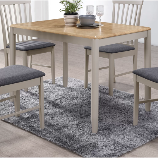 Deerfiled Dining Table
