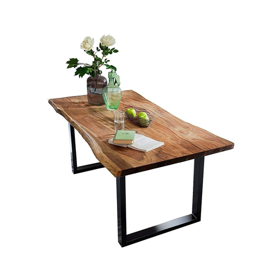 Quarto Dining Table