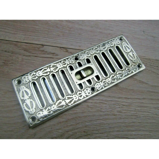 Burslem Metal Floor/Wall Grille