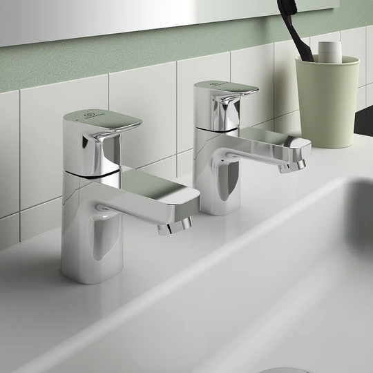 Ceraplan Waterfall Tap