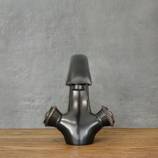 Louisos Mono Basin Mixer