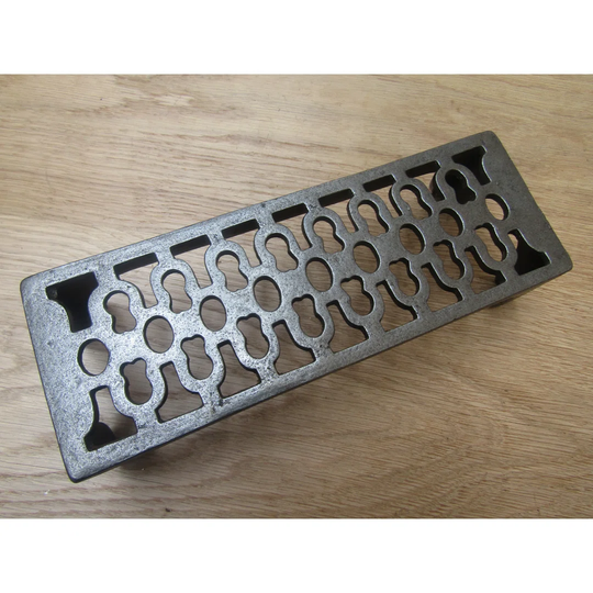 Erroll Metal Floor/Wall Grille