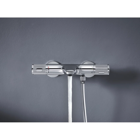 GROHE Precision Feel Thermostatic bath mixer Â- a minimalist silhouette with great safety features to control your bath and shower with ease 34788000
