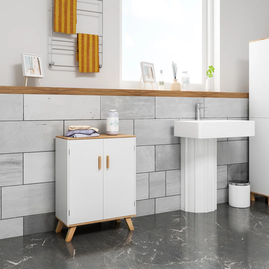 Rodriguez 60Cm W x 80Cm H x 30.5Cm D Free-Standing Bathroom Cabinet