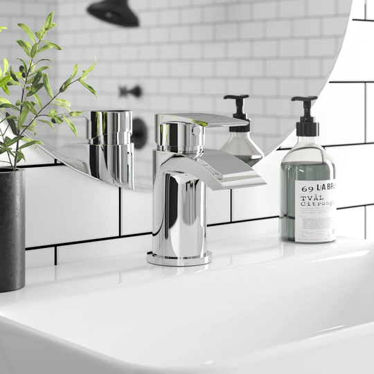 Galla Mini Waterfall Mono Basin Mixer with Waste