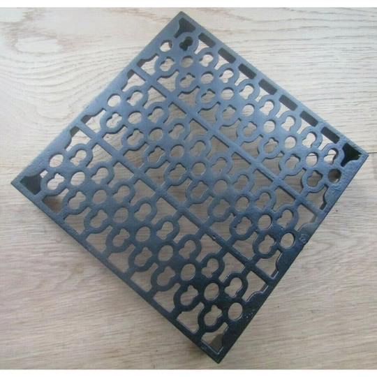 Bromyard Metal Floor/Wall Grille