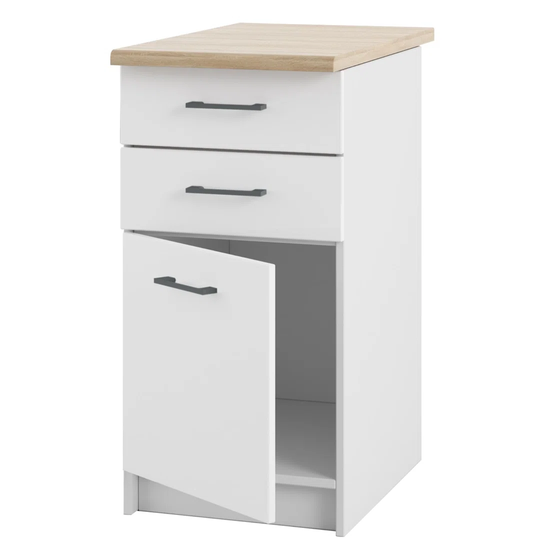 Juillac Kitchen Pantry