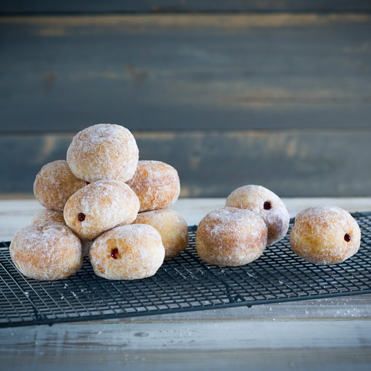 Kara Frozen Mini Sugared Apple & Raspberry Jam Doughnuts - 8x10x45g