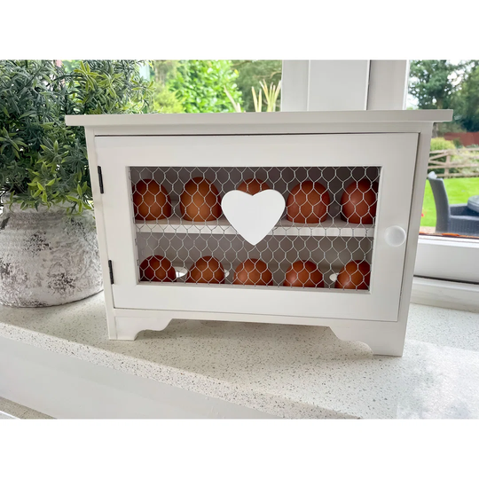 Crass Heart Shape Wooden Egg Storage Holder