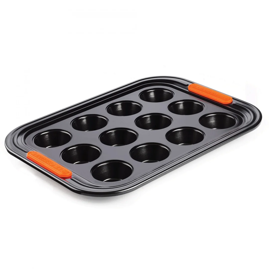 Le Creuset Bakware 12 Cup Muffin Tin