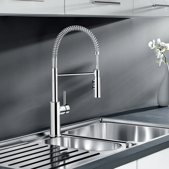 Catris Pull Out Single Lever Monobloc Tap