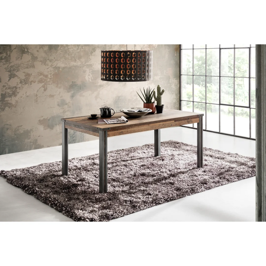 Damaris Dining table