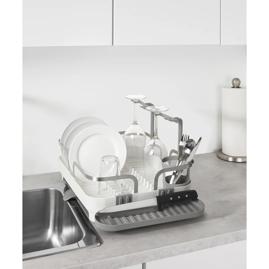 Umbra Rinse Basket