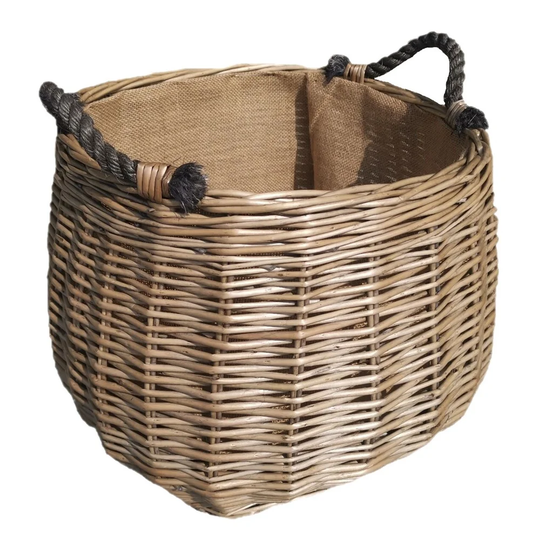 Makaila Log carrier
