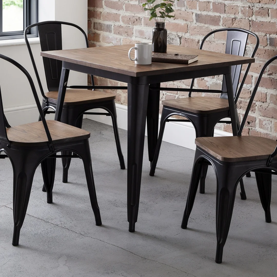 Lelystad Dining Table