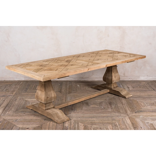 Beklabito Dining Table