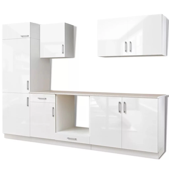 Lauri Kitchen Pantry