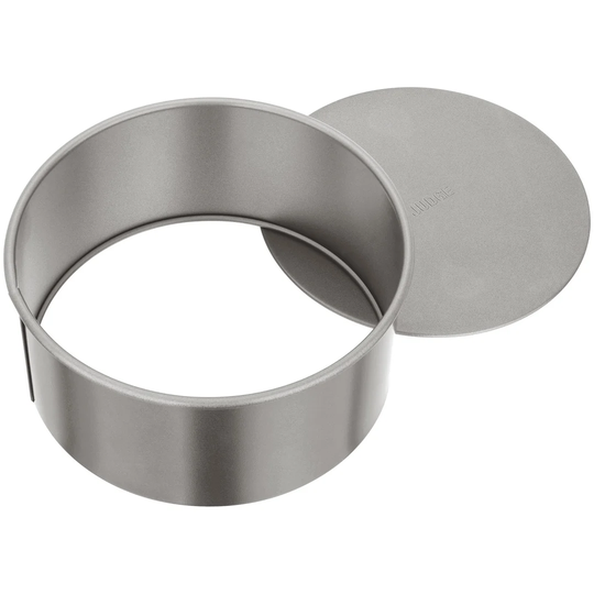 Judge Bakeware, 9"/23cm Non-Stick Round Cake Tin, Loose Base