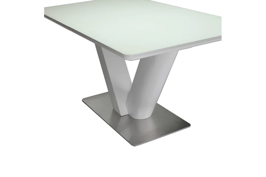 Clarissa Extendable Dining Table