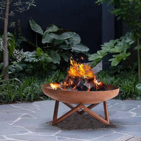 Saffr Walden 45Cm H x 80Cm W Cast Iron Wood Burning Outdoor Fire Pit